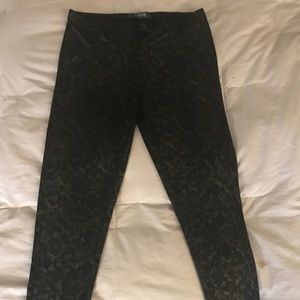🏷City Streets Snakeskin Leggings/Spandex